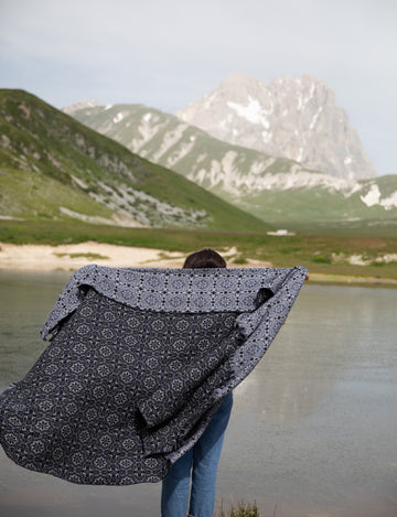 Cerpa Italian Made Throw