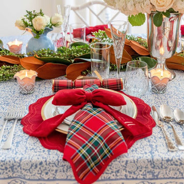 Scalloped Dinner Napkin - Red Plaid